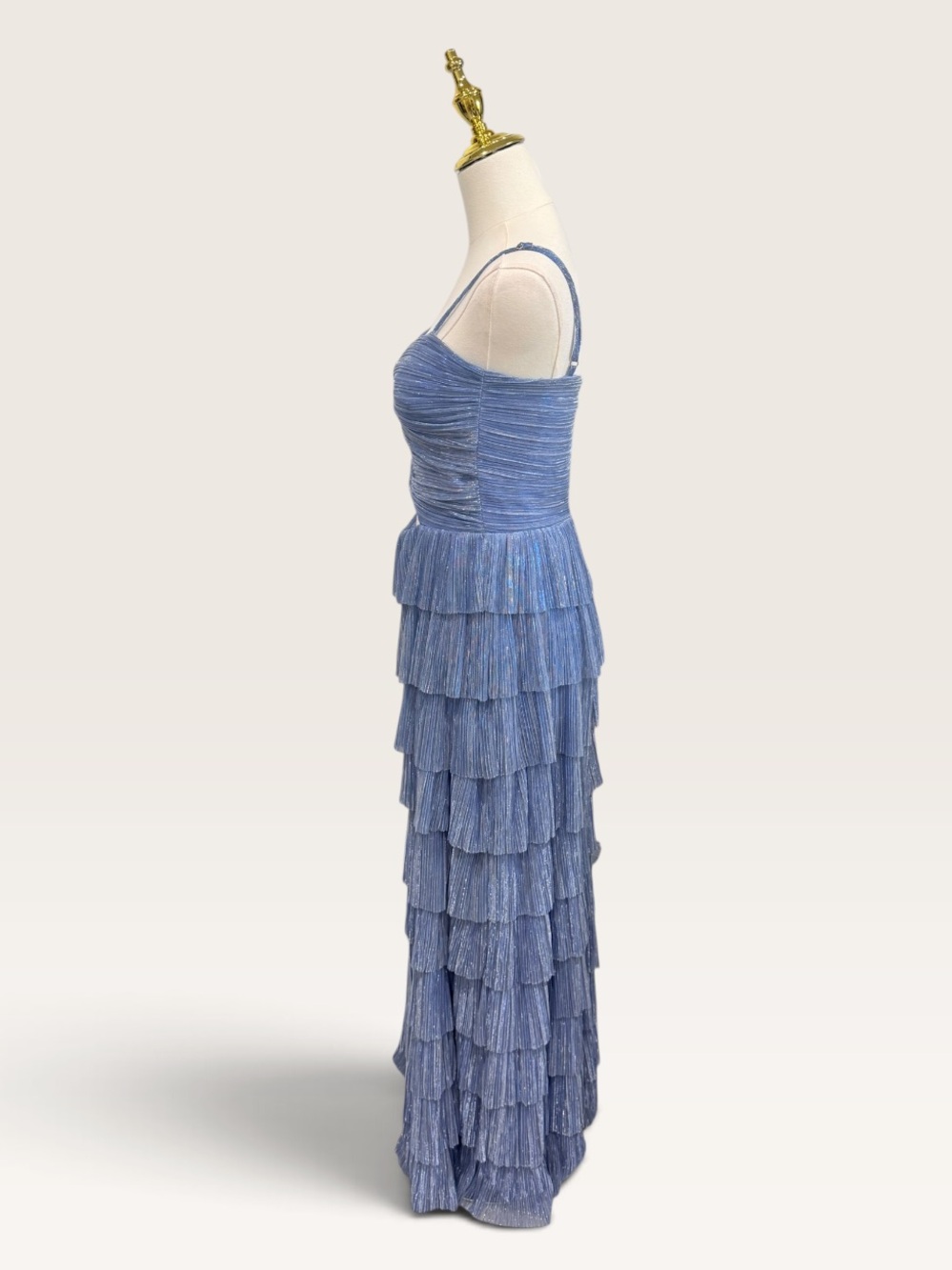 Gianni Bini Grace Metallic Plisse Sweetheart Neck Cut-Out Tiered Dress Chambray - Picture 7 of 15